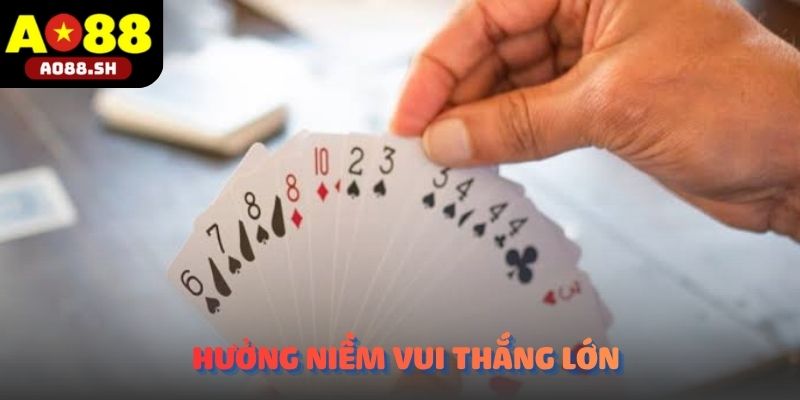 Niềm vui thắng lớn khi chinh phục thành công các ván đấu Tiến lên miền nam.